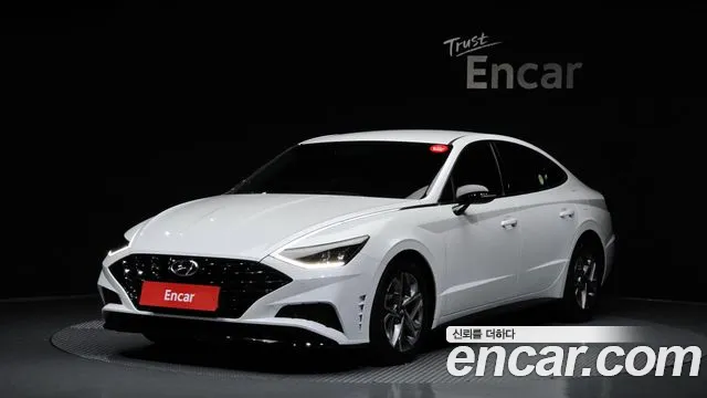 Hyundai Sonata 2022 — photo 1