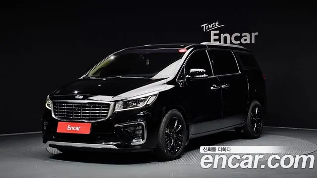 Kia Canival 2019 — photo 1
