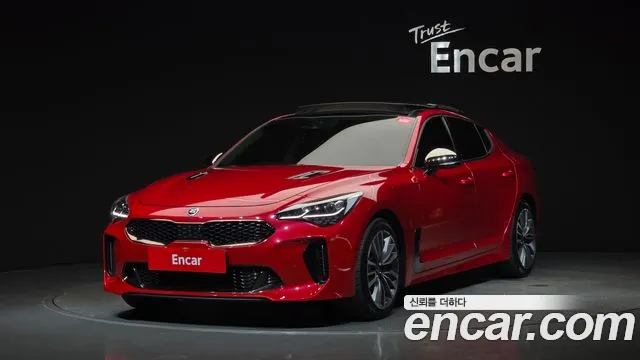 Kia Stinger 2018 — photo 1