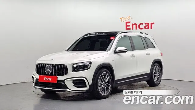 Mercedes-Benz GLB-Class 2025 — photo 1