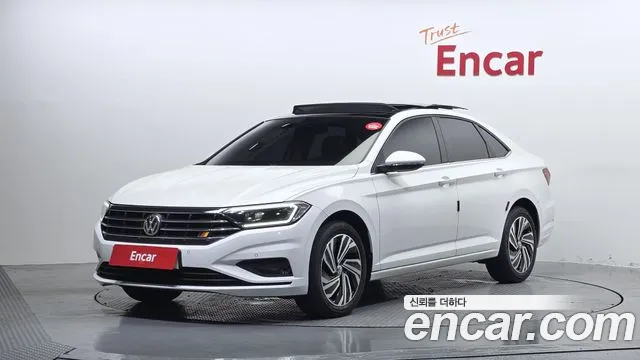 Volkswagen Jetta 2020 — photo 1