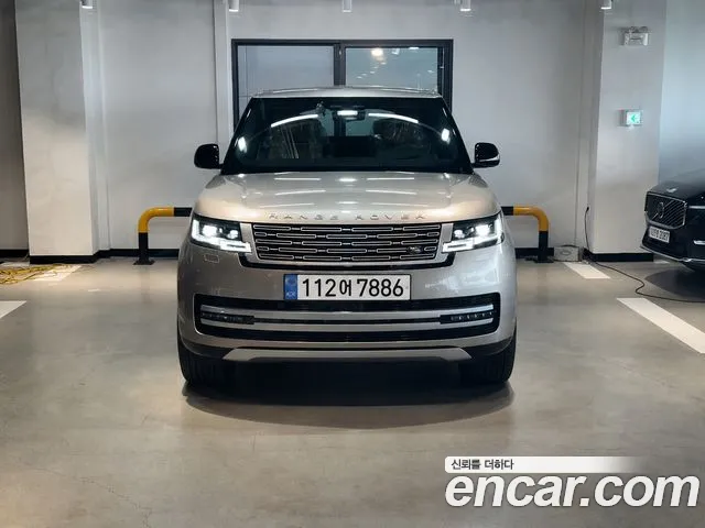 Land Rover Range Rover 2026 — photo 1