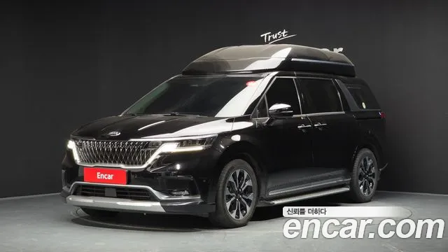 Kia Canival 2021 — photo 1