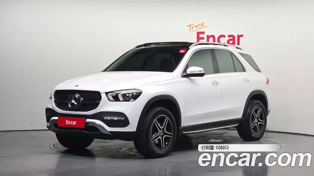 Mercedes-Benz GLE-Class 2020 — photo 1