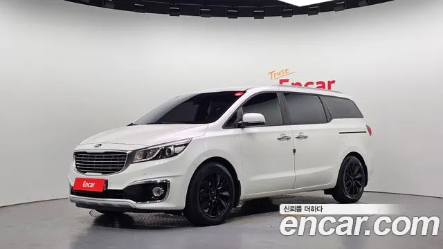 Kia Canival 2016 — photo 1