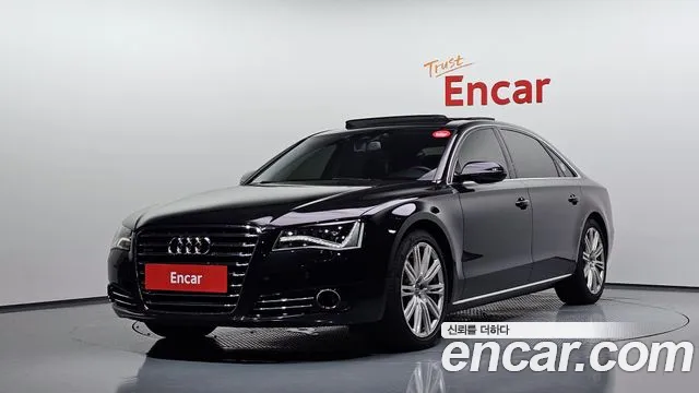 Audi A8 2012 — photo 1