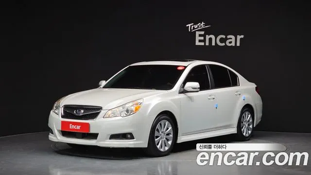Subaru Legacy 2011 — photo 1