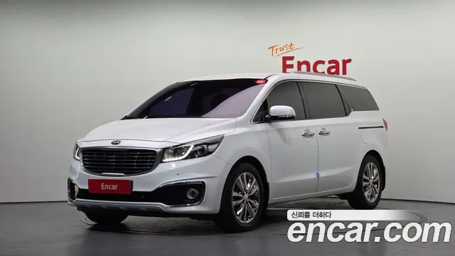 Kia Canival 2017 — photo 1