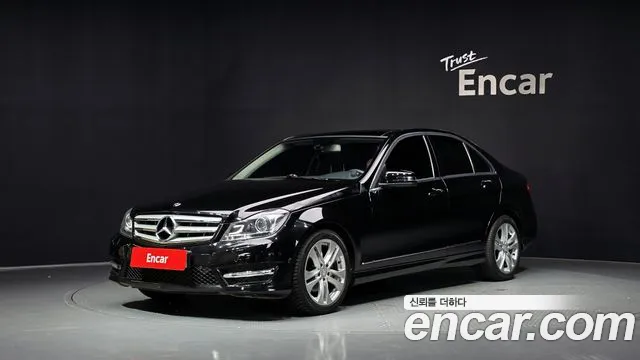 Mercedes-Benz C-Class 2012 — photo 1