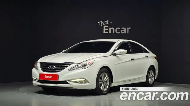 Hyundai Sonata 2010 — photo 1
