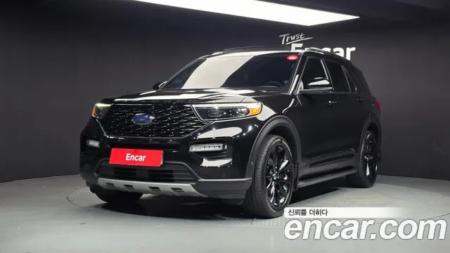 Ford Explorer 2021 — photo 1