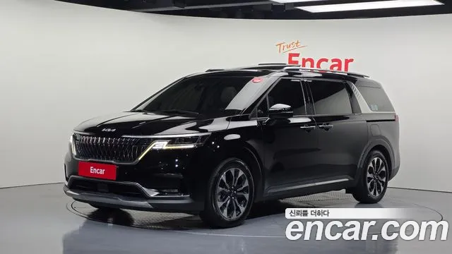 Kia Canival 2022 — photo 1