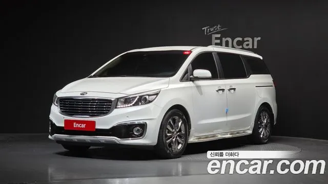 Kia Canival 2016 — photo 1