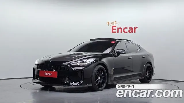 Kia Stinger 2022 — photo 1