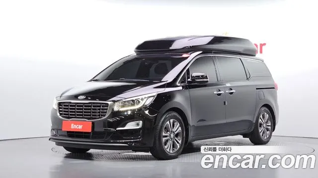 Kia Canival 2019 — photo 1