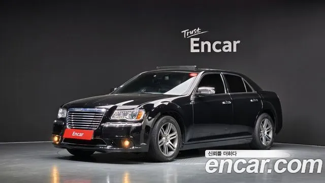 Chrysler 300C 2012 — photo 1