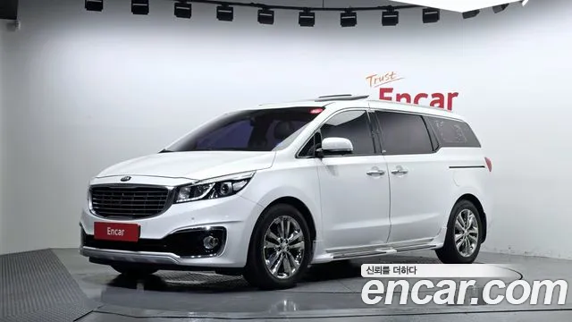 Kia Canival 2016 — photo 1