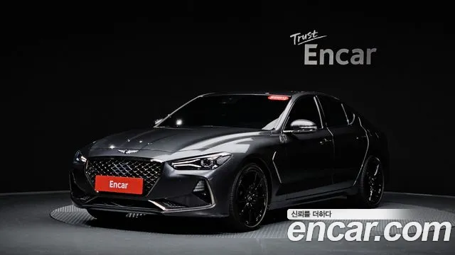 Genesis G70 2019 — photo 1