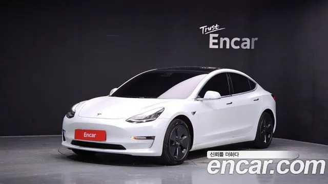Tesla Model 3 2020 — photo 1