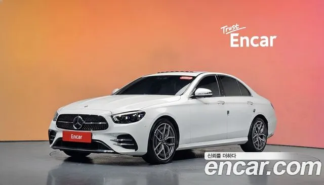 Mercedes-Benz E-Class 2021 — photo 1