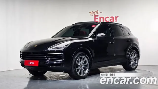 Porsche Cayenne 2019 — photo 1