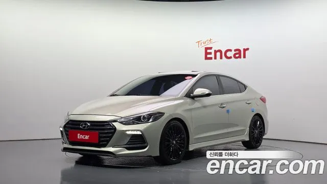 Hyundai AVANTE 2017 — photo 1