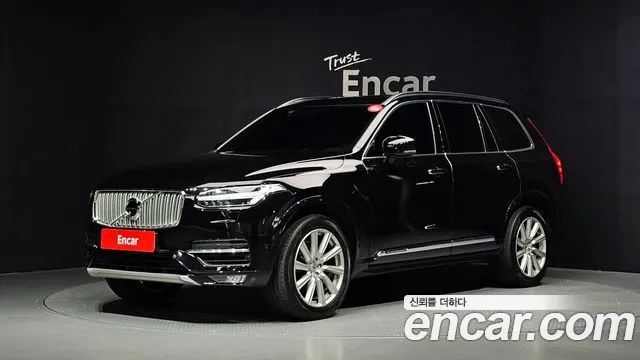 Volvo XC90 2019 — photo 1