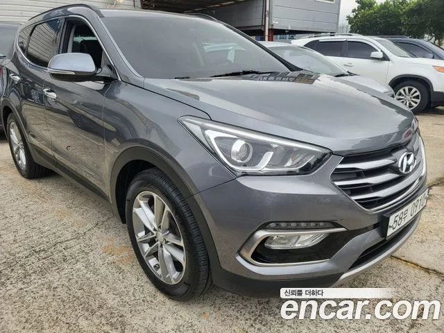 Hyundai Santafe 2016 — photo 1