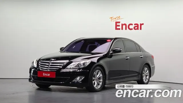Hyundai Genesis 2013 — photo 1
