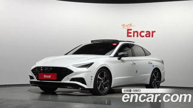 Hyundai Sonata 2022 — photo 1