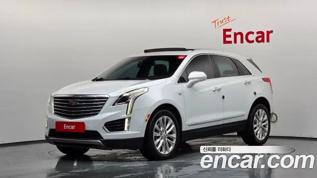 Cadillac XT5 2018 — photo 1