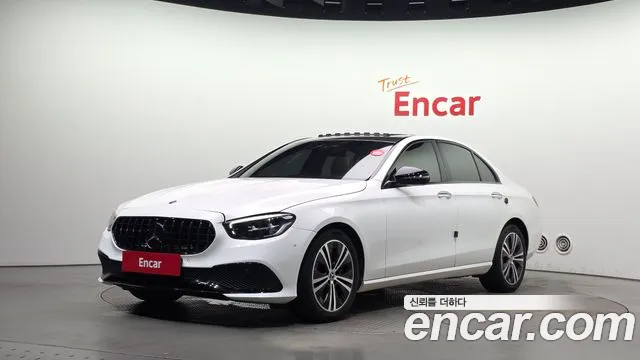 Mercedes-Benz E-Class 2021 — photo 1