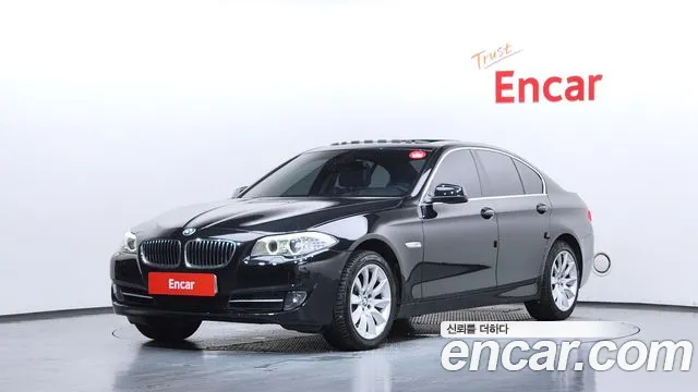 BMW 5-Series 2012 — photo 1