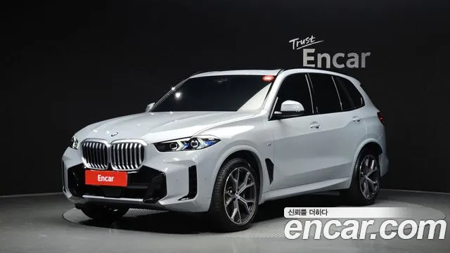 BMW X5 2026 — photo 1