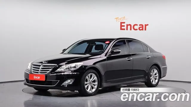 Hyundai Genesis 2012 — photo 1