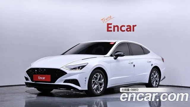 Hyundai Sonata 2023 — photo 1