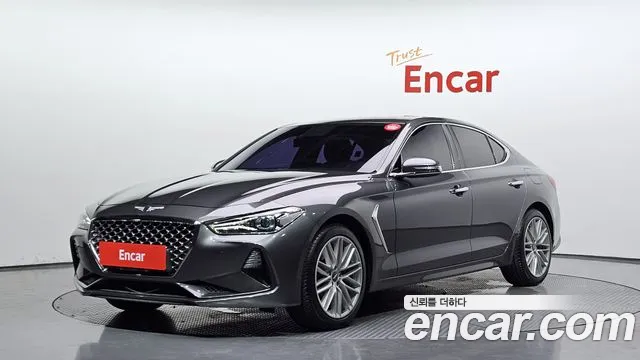 Genesis G70 2019 — photo 1