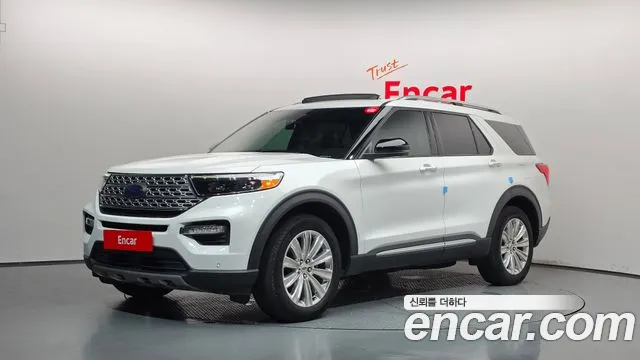 Ford Explorer 2020 — photo 1