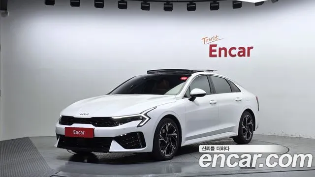 Kia K5 2024 — photo 1