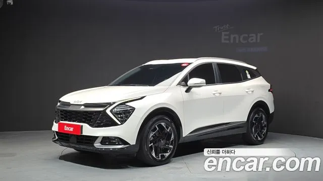 Kia Sportage 2023 — photo 1