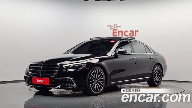 Mercedes-Benz S-Class 2022 — photo 1