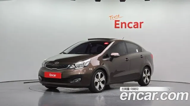 Kia pride 2012 — photo 1