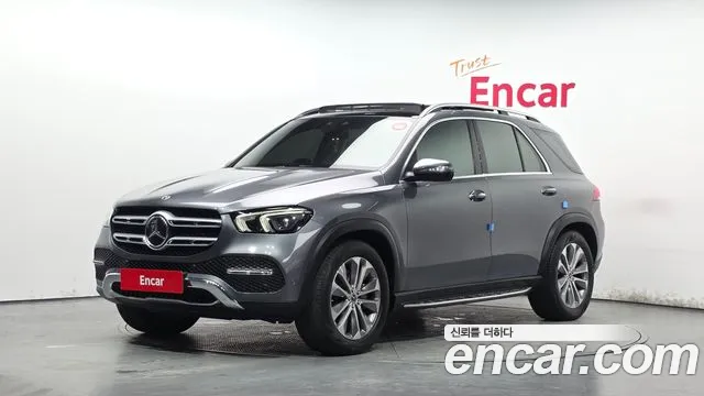Mercedes-Benz GLE-Class 2021 — photo 1