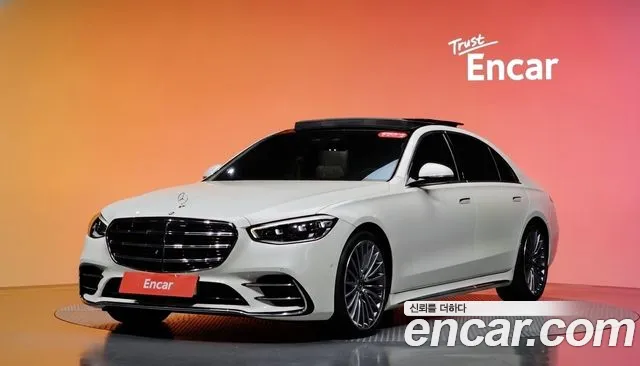 Mercedes-Benz S-Class 2023 — photo 1