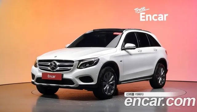 Mercedes-Benz GLC-Class 2019 — photo 1