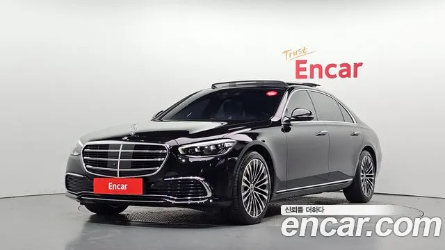 Mercedes-Benz S-Class 2023 — photo 1