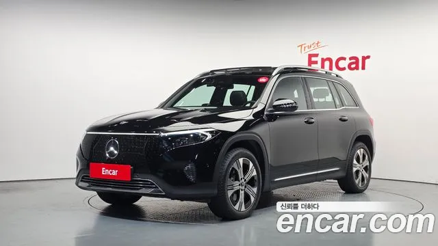 Mercedes-Benz EQB 2026 — photo 1