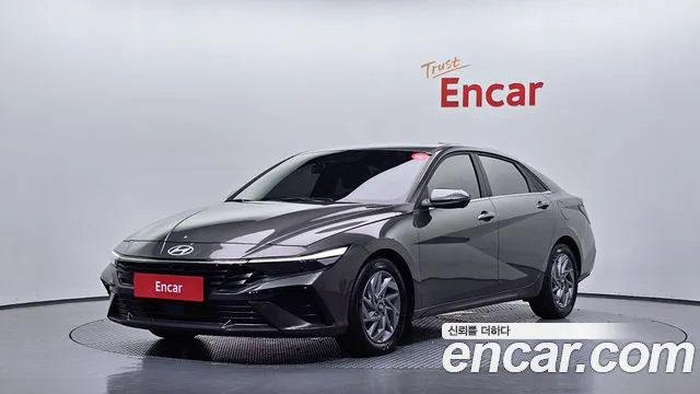 Hyundai AVANTE 2025 — photo 1