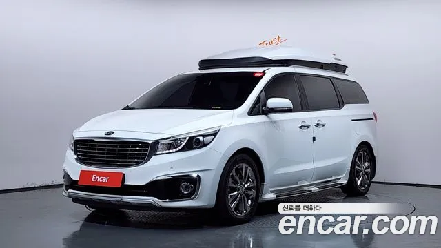 Kia Canival 2016 — photo 1