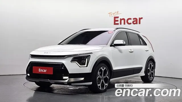 Kia Niro 2022 — photo 1